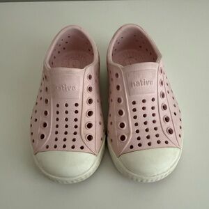 Native Jefferson Toddler Shoes in Pink